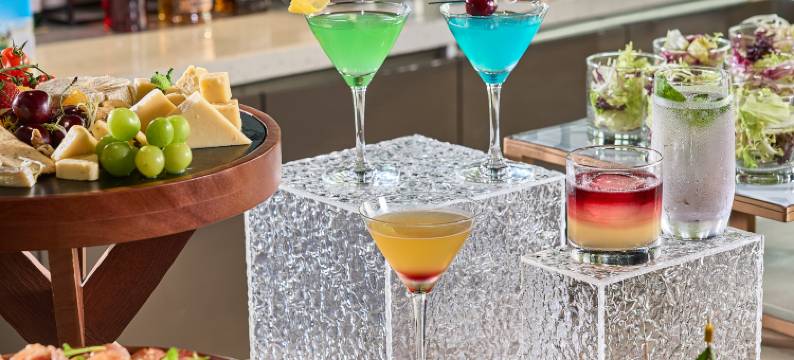 青岛五四广场海景美仑国际酒店图片