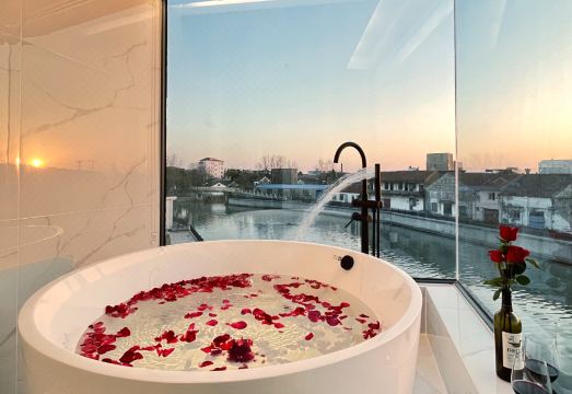 Shanghai Yue Mei Wan Hotel Hotel Overview