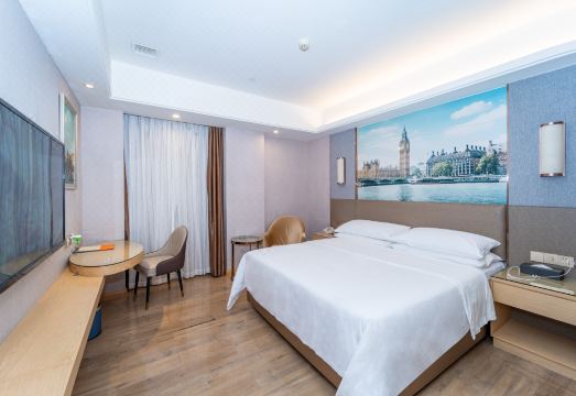 Vienna Hotel (Guangzhou Panyu Bangjiang Metro Station) Hotel Overview