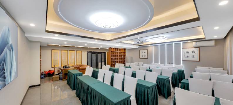 喆·啡酒店(西双版纳景洪泼水广场江边夜市店)图片