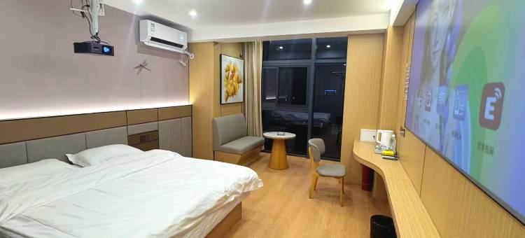 镇江精品公寓(乐达广场店)图片