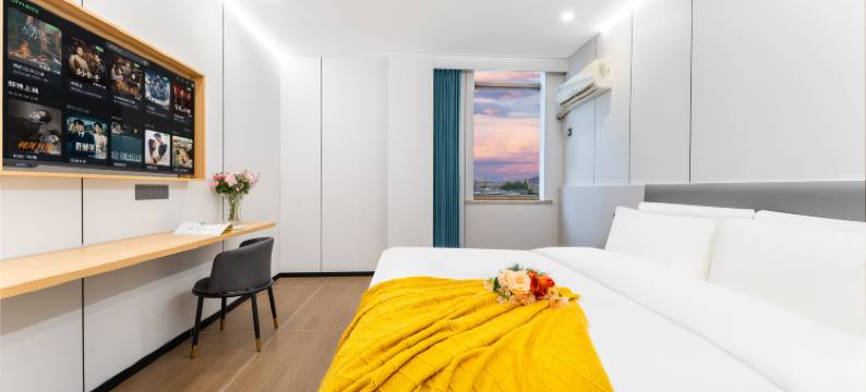 旺角电竞酒店(海宁长安东地铁站B口店)图片