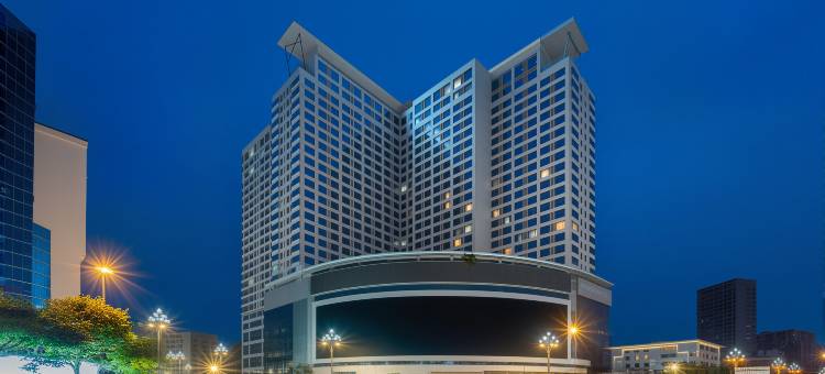 丽呈睿轩酒店(乐山张公桥美食街店)图片