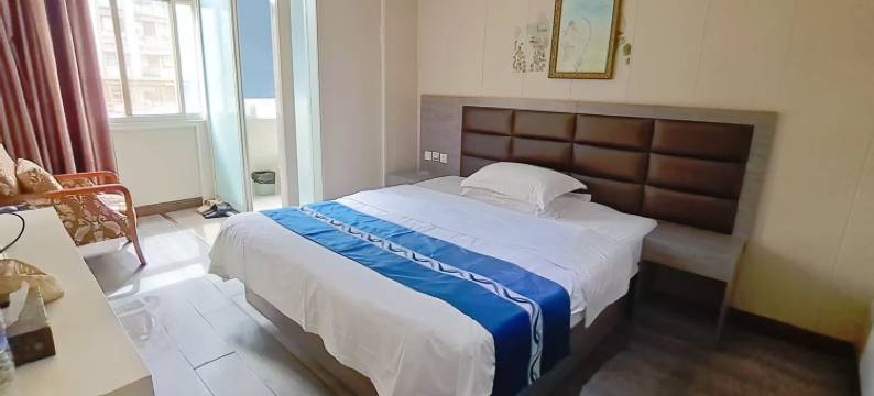 西昌天德源酒店(月亮湖公园店)图片