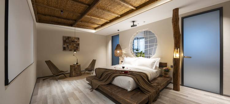 古城旁民宿(开封万岁山大宋武侠城)图片