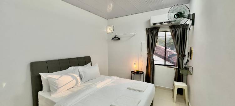Spacious 2 Storey Homestay Tanjung Bungah 25pax by 3C / Evergreen Corner Tanjung Bungah图片