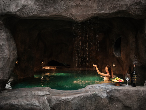 洞天府邸·双龙洞竹筏溯溪私汤度假酒店