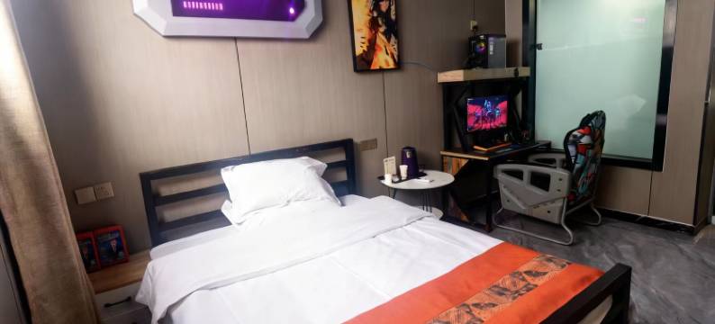 鸣人电竞宾馆(太康第二高级中学店)图片