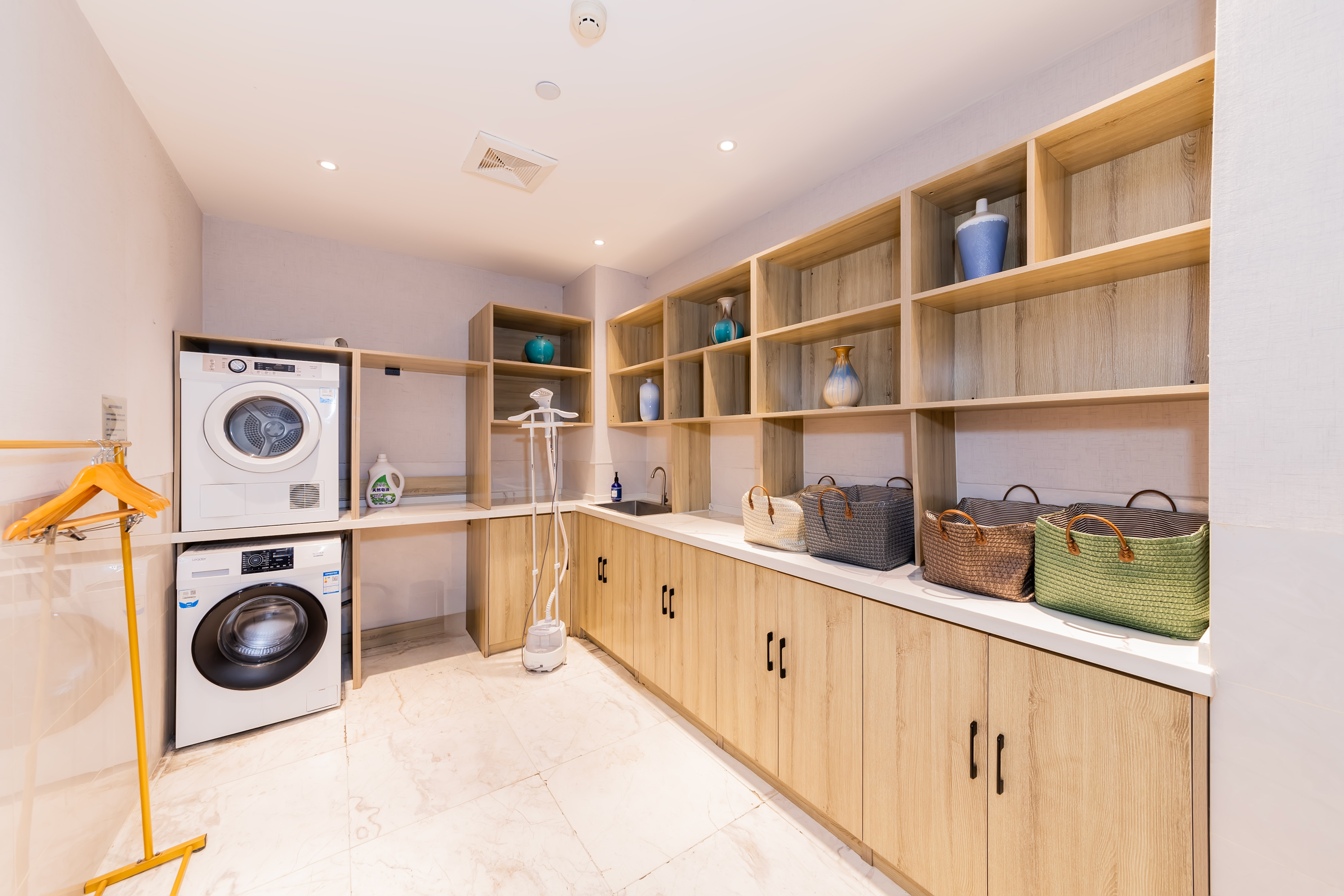 Starway Hotel (Xi'an North Railway Station, Fengcheng Fifth Road)Over view