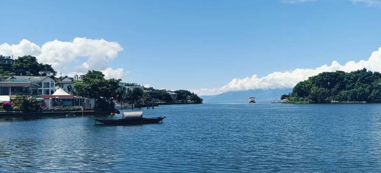 大理春与溪长・VIEWS 露台观海客栈(双廊风景区玉几岛店)图片