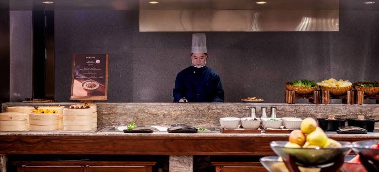 黄山南大门换乘中心美居酒店图片
