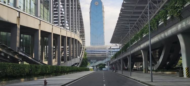 广州太古汇华师地铁站宜致美居图片