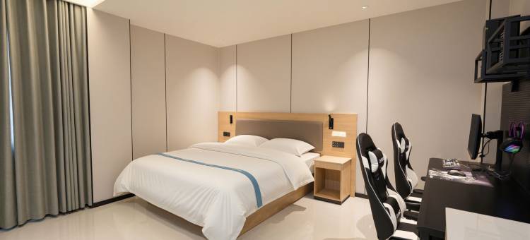 致美电竞公寓(葫芦岛学院附中店)图片