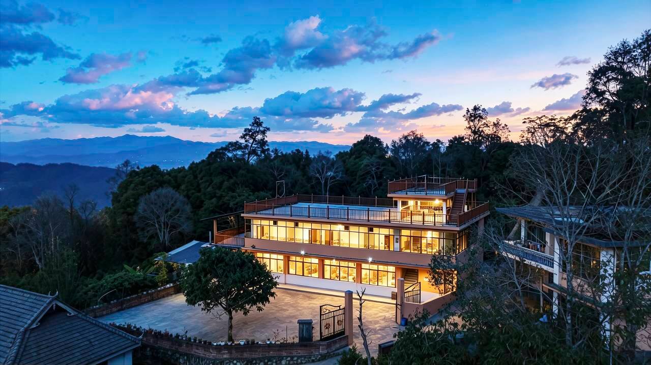 观云海·全景露台·火塘烤茶|源楷茶林山院(景迈山古茶林景区店)
