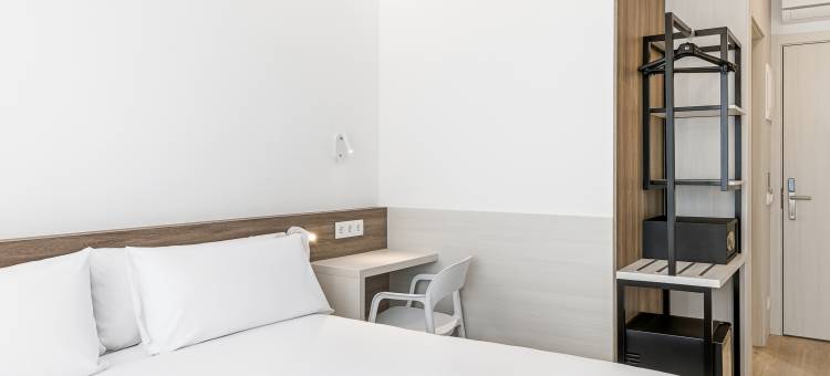 B&B酒店拉科鲁尼亚机场(B&B HOTEL A Coruña Aeropuerto)图片