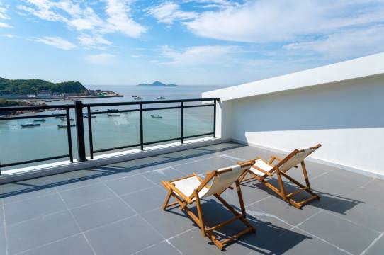 嵊泗聆海居·Sea Side海景度假美墅(东海渔村左岸公路店)