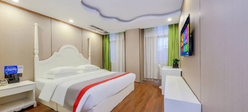 悦华主题酒店(郑州二七万达广场店)图片