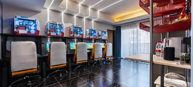 网鱼电竞酒店(广州花都广场店)图片