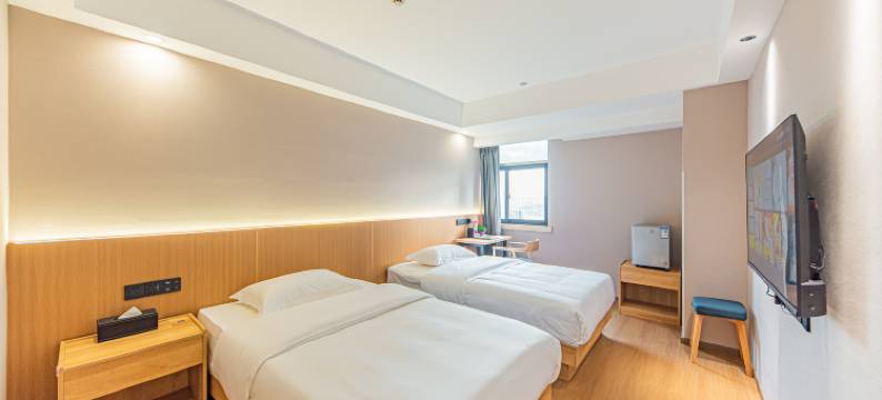 善小酒店(重庆两路口儿童医院店)图片