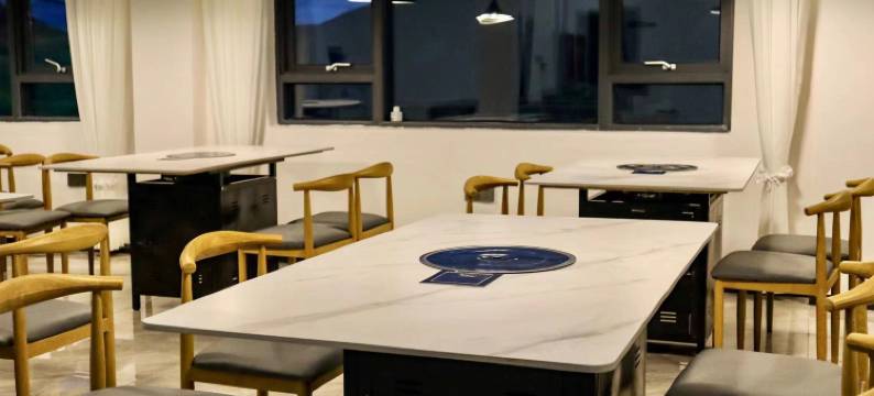 康定木雅祥雪酒店(新都桥店)图片