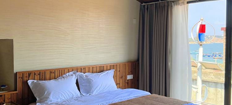 陆间藏海民宿图片