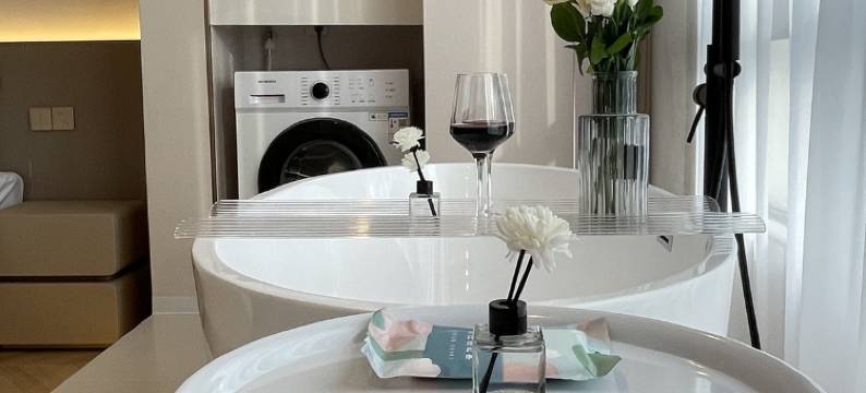 沐光美居·高空影院美宿(广安吾悦广场店)图片