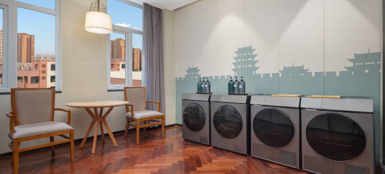 雷汀曼酒店(西安高铁北站店)图片