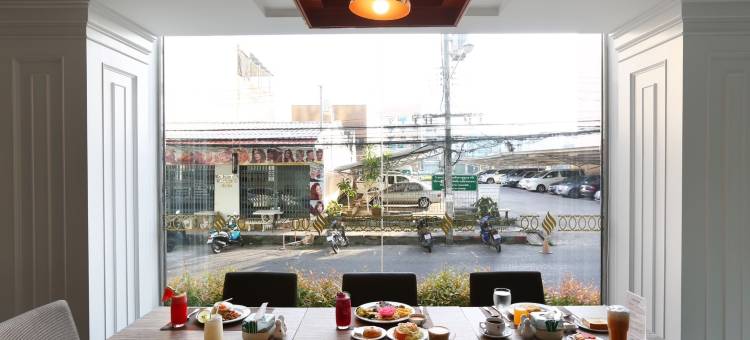 新季酒店(New Season Hotel)图片
