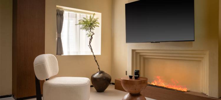 半渡·供氧Holiday Villa设计师奢享度假民宿(独克宗古城店)图片