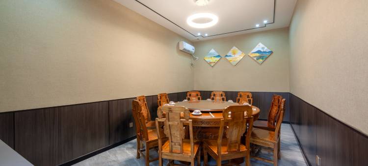 众福花园酒店(南阳中商批发市场姜营机场店)图片