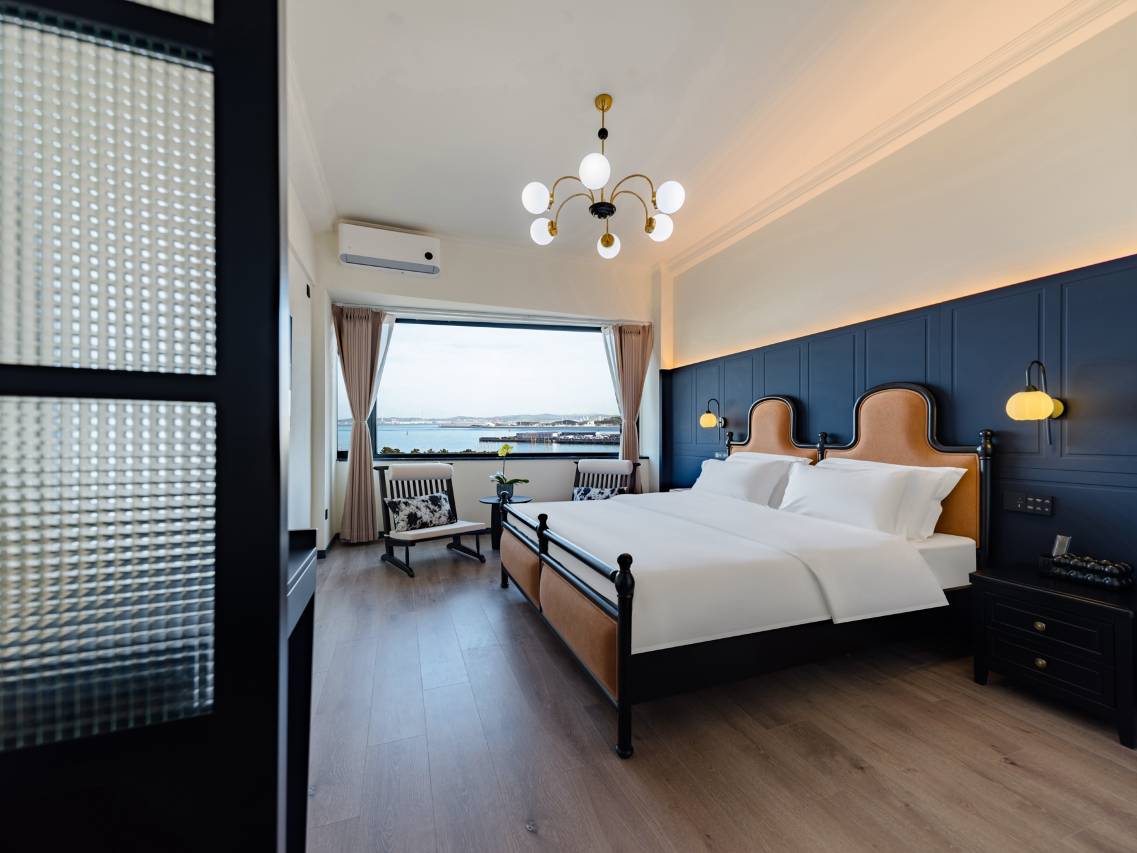 花筑·朗玥海景客栈(威海幸福门威高广场店)图片