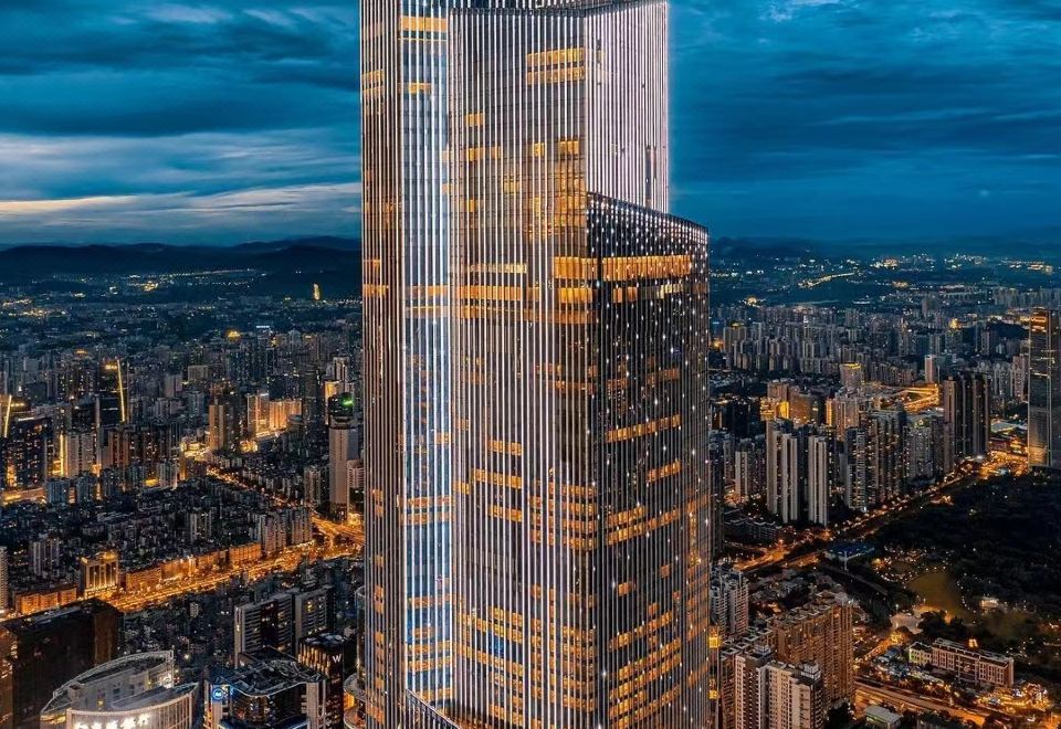 南倾·星空塔酒店(成都春熙路太古里店)外景图
