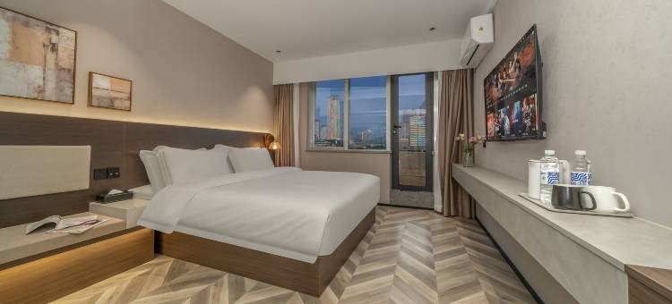 安达曼星途酒店(南宁朝阳广场地铁站三街两巷店)图片