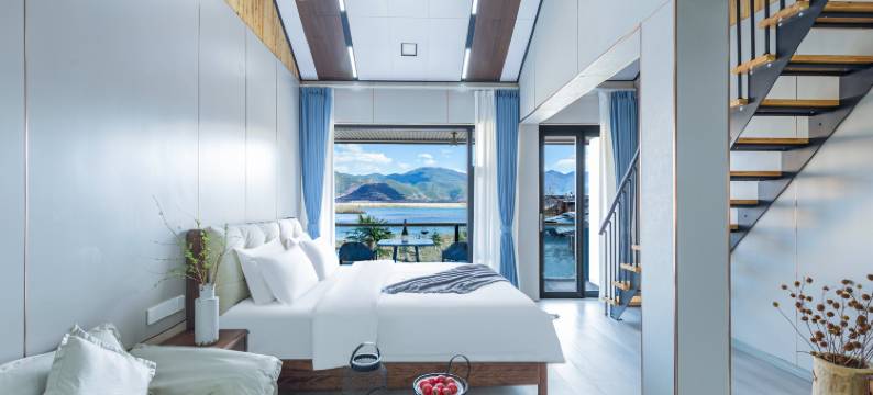 泸沽湖宜湾湖栖民宿图片