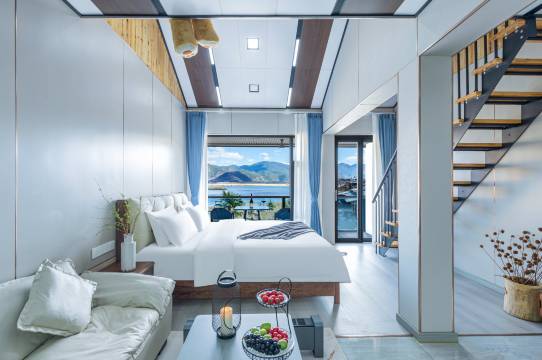 泸沽湖宜湾湖栖民宿