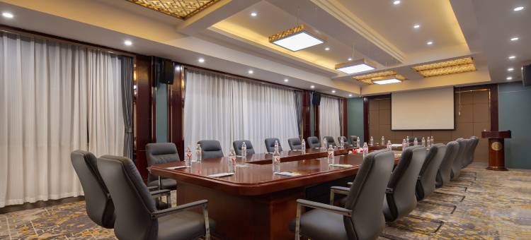 十堰郧阳国际酒店(郧阳区政府店)图片