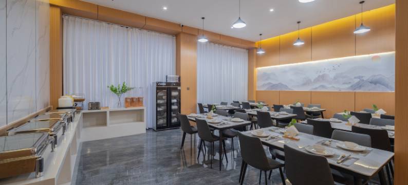 瑞莱客斯酒店(大理站洱海公园店)图片