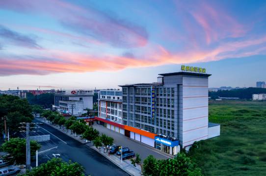 银座佳驿酒店(新泰金斗路店)