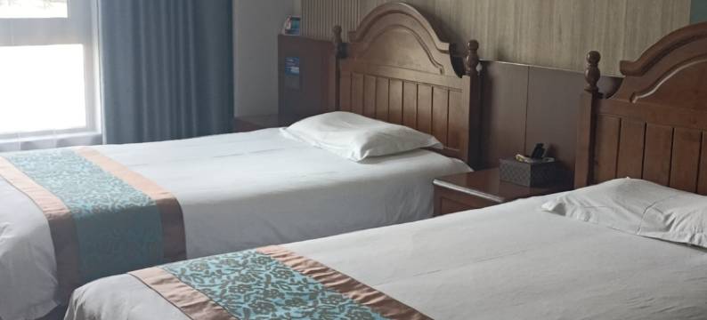 秦龙酒店(西安阎良润天大道店)图片