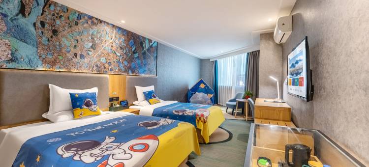 隆威悦舍酒店(连云港苏宁广场盐河古巷店)图片