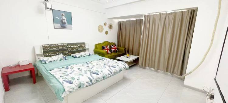 爱爱家影院主题公寓图片