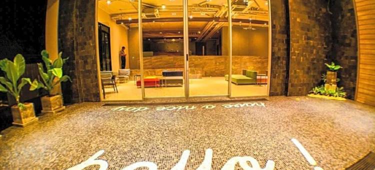 万伦彗星酒店(Comet Hotel Surat Thani)图片