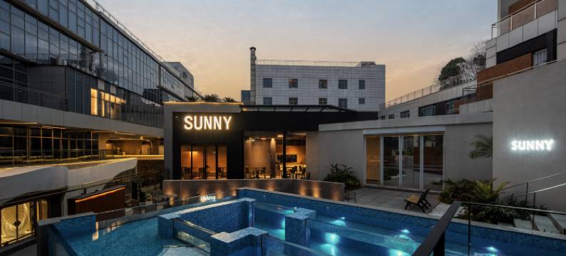 1123.SUNNY山烨泳池庭院酒店图片
