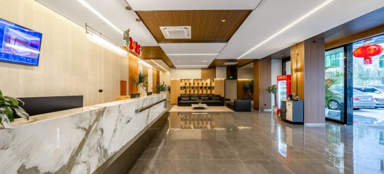 欢禧智享酒店(湛江万达广场金沙湾风景区店)图片