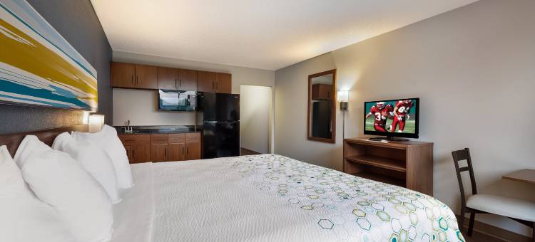 HomeTowne Studios Painted Post图片