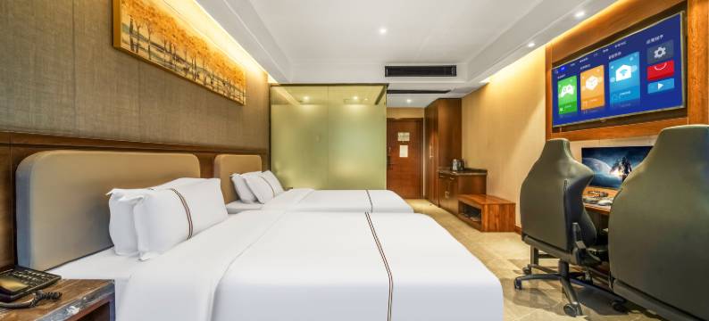 斗鱼电竞酒店(淮南蔡新路店)图片