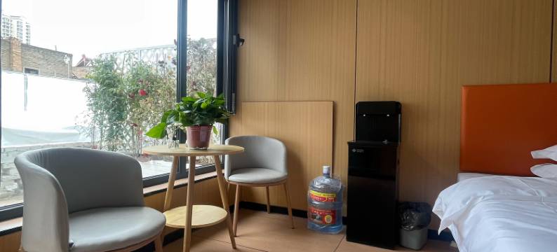 凤山小院(吕梁离石龙凤北大街店)图片