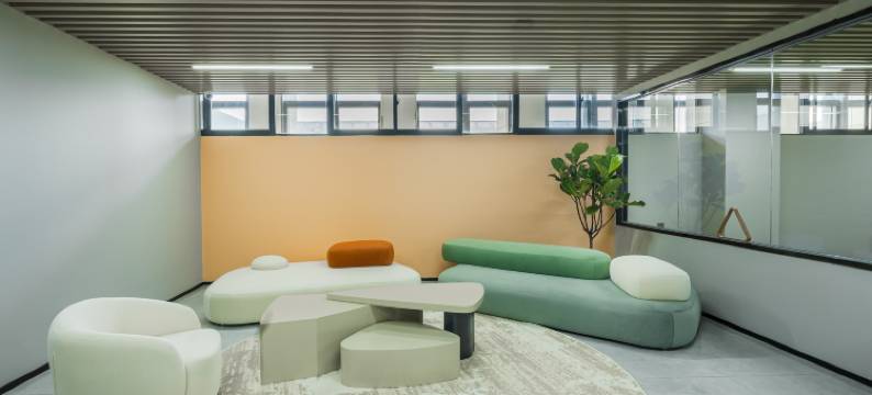 澜居·月畔酒店(大科城地铁站贵安高铁站店)图片