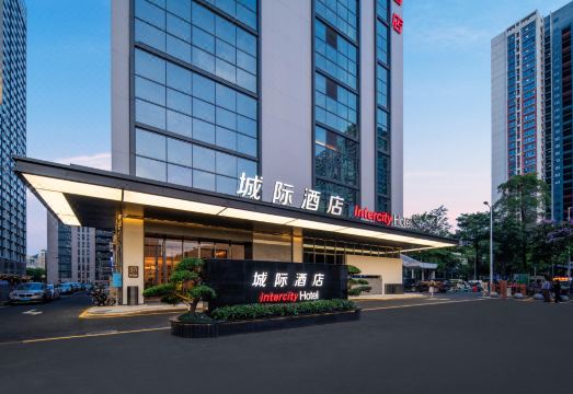深圳南山万科云城城际酒店外景图