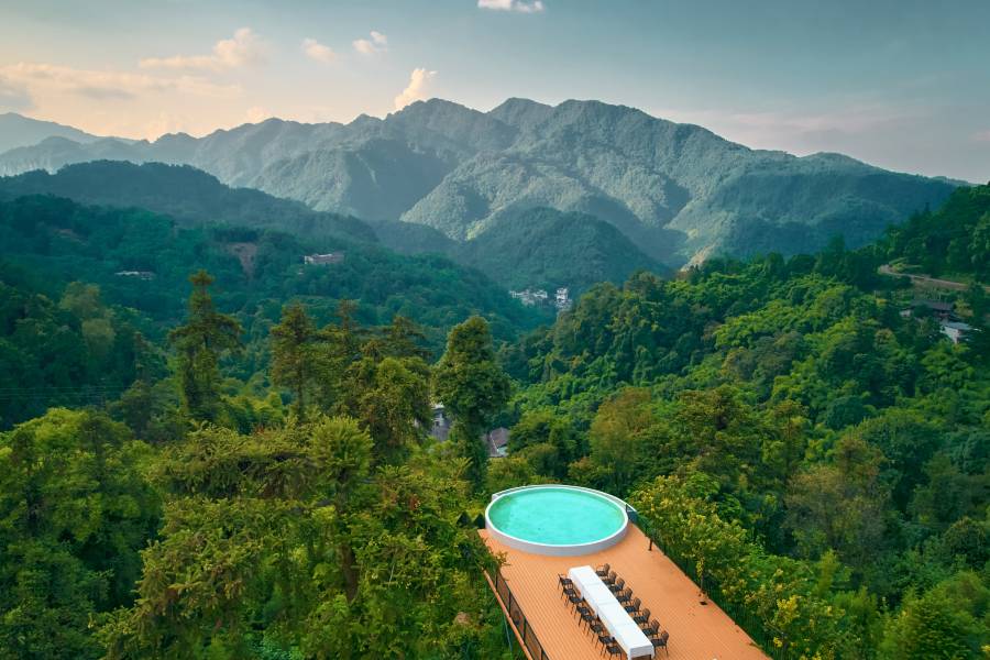峨眉山淓雲積民宿